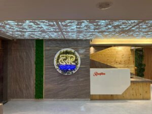 416202490 10227025052106025 2784